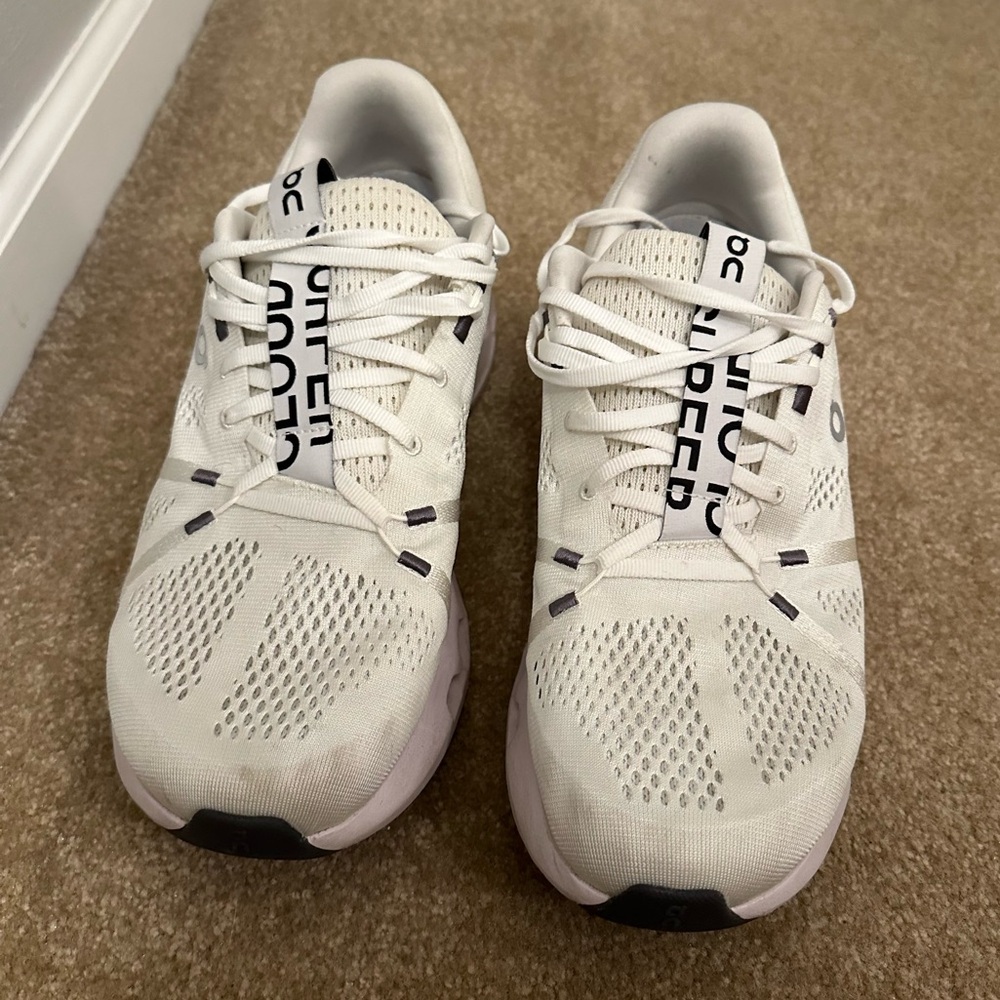 On Running Cloudsurfer - image 6